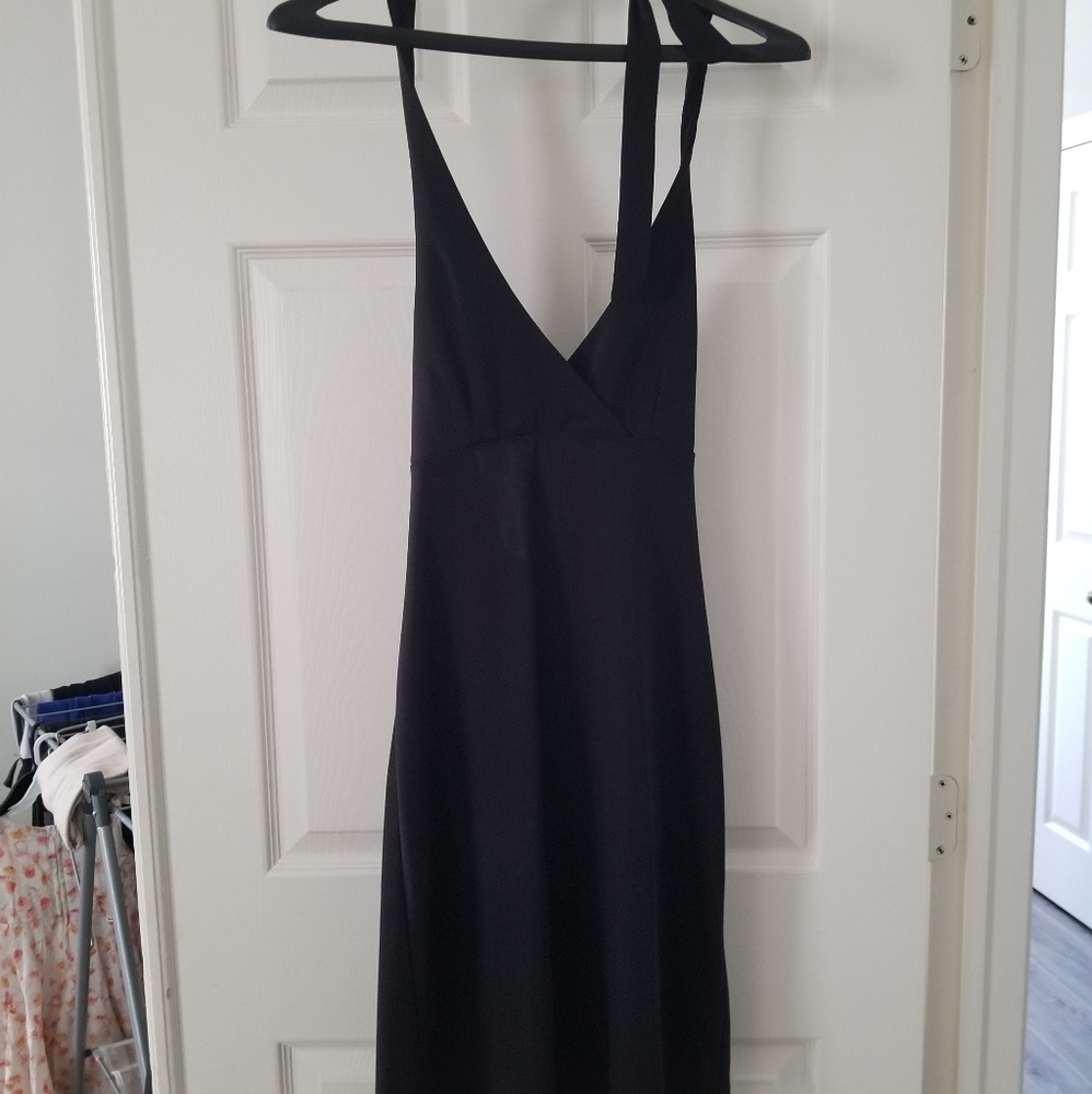 Simple black dress, perfect for summer nights